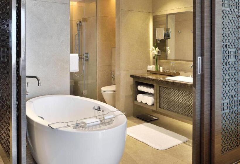 سوئیت اجرایی با تخت کینگ, Jw Marriott Mumbai Sahar Airport