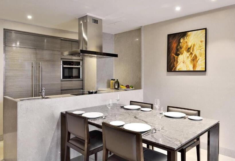 سوئیت اجرایی با تخت کینگ, Jw Marriott Mumbai Sahar Airport