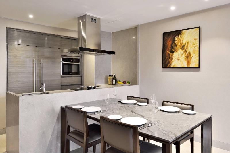 سوییت لوکس, Jw Marriott Mumbai Sahar Airport