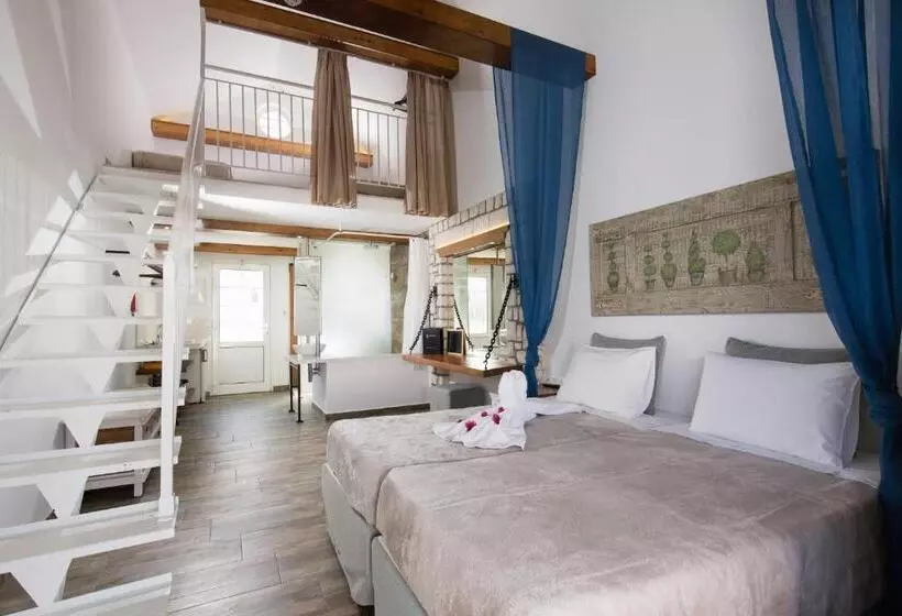 デラックスの４人部屋, Lindos View
