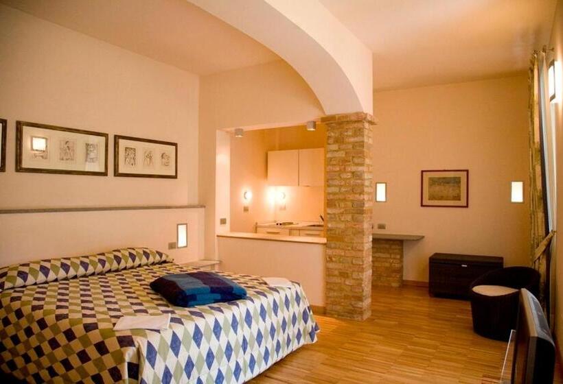 スタンダードスタジオ, Locanda Dell'arte