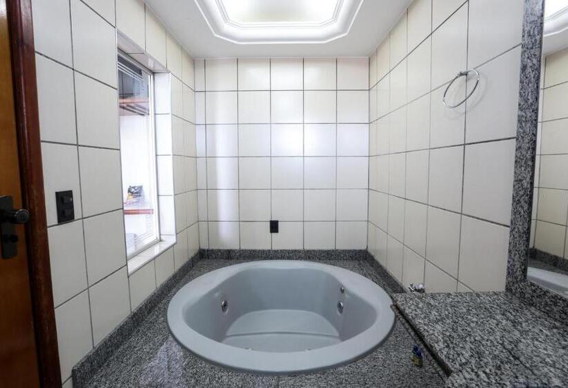 חדר סופריור עם ג'קוזי, Montblanc