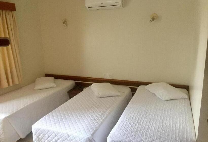 חדר בסיסי לשלושה, Montblanc