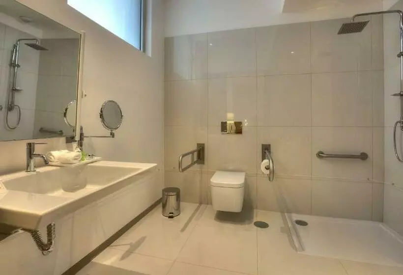 Quarto superior, NH Collection Porto Batalha
