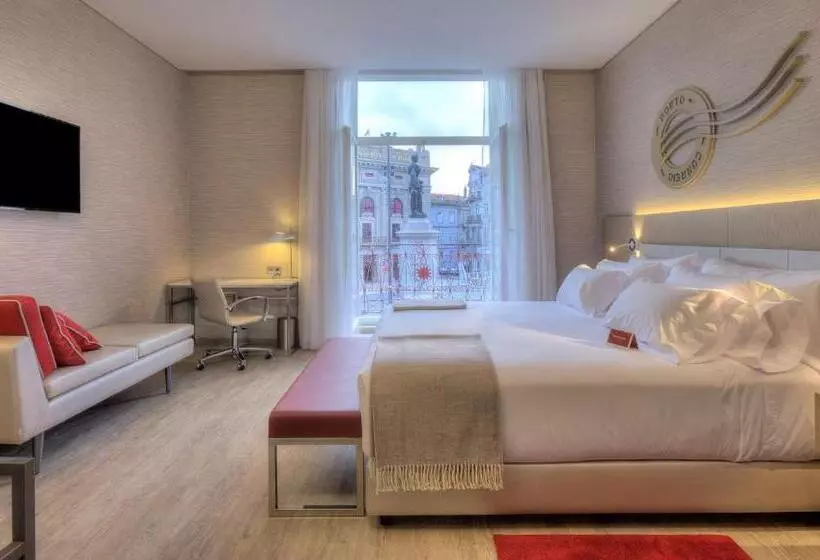 Quarto Premium Vista Cidade, NH Collection Porto Batalha