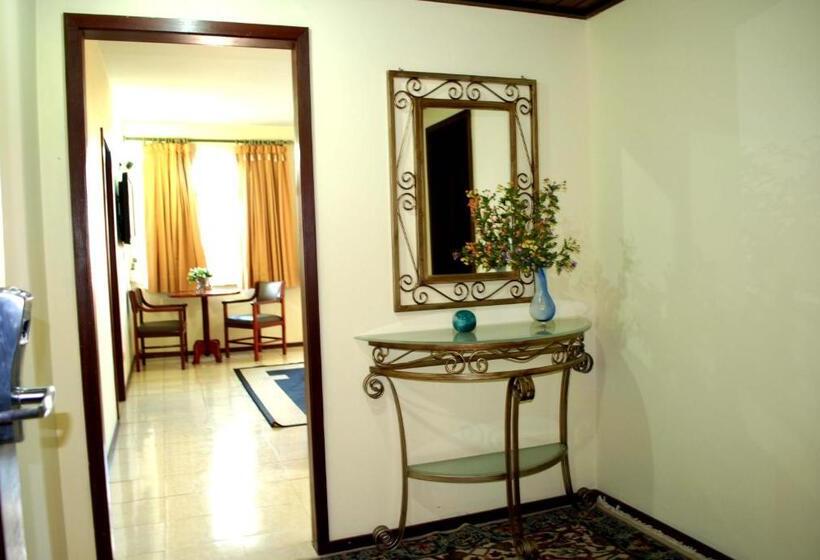 סוויטה אקזקיוטיב, Posseidon