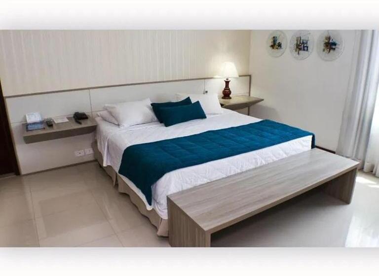 דירת חדר דלוקס, Posseidon