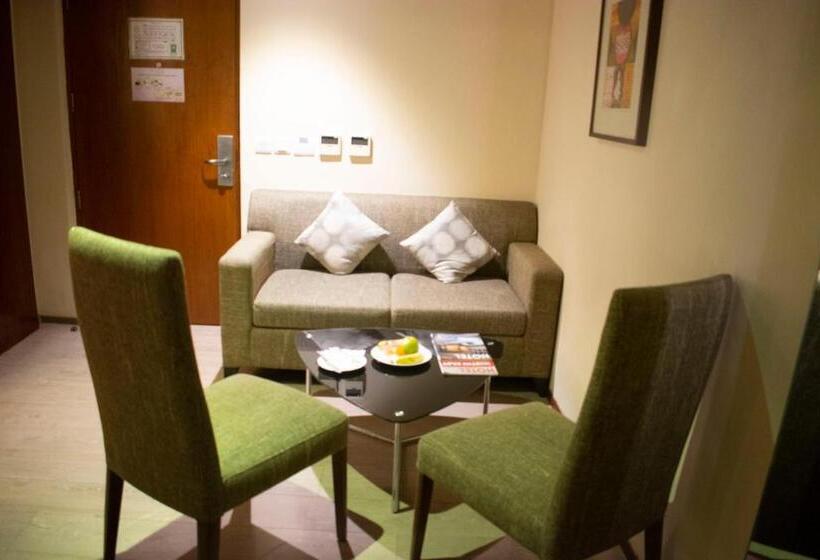 חדר קלאב, Regenta Orko S Kolkata