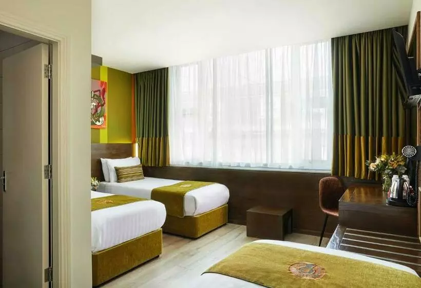 اتاق استاندارد سه نفره, Temple Bar Inn