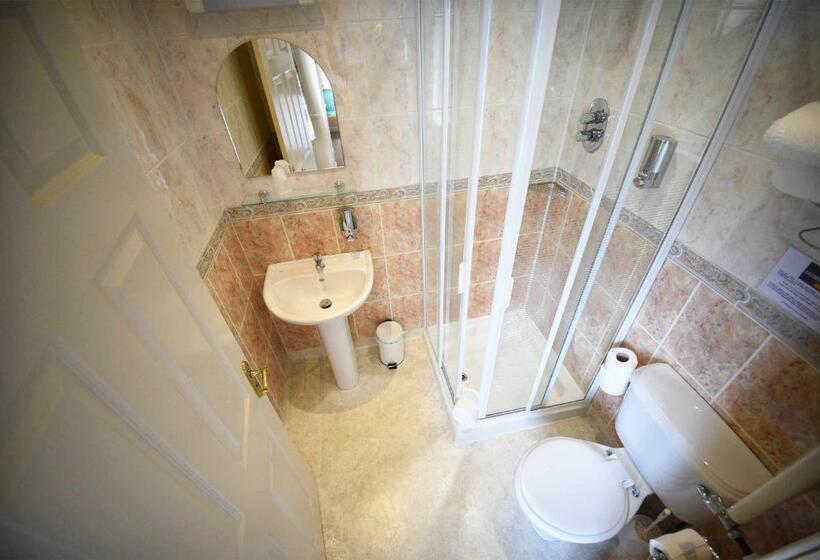 스탠다드 싱글 룸, The Caledonian