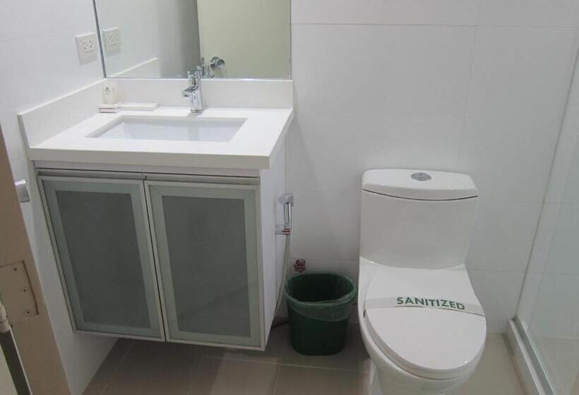 اتاق سوپریور, The Charter House