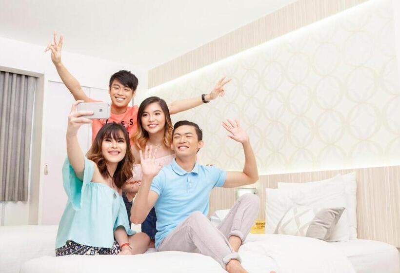 اتاق خانوادگی, The Charter House