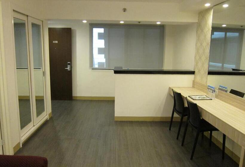 اتاق استاندارد, The Charter House