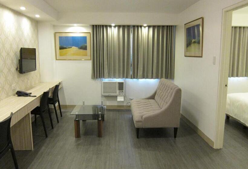 اتاق استاندارد, The Charter House