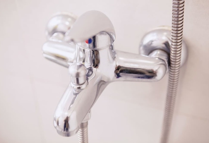 اتاق سوپریور, The Charter House