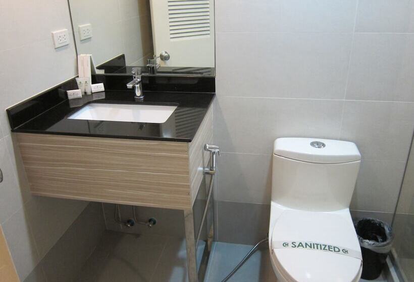 اتاق استاندارد, The Charter House