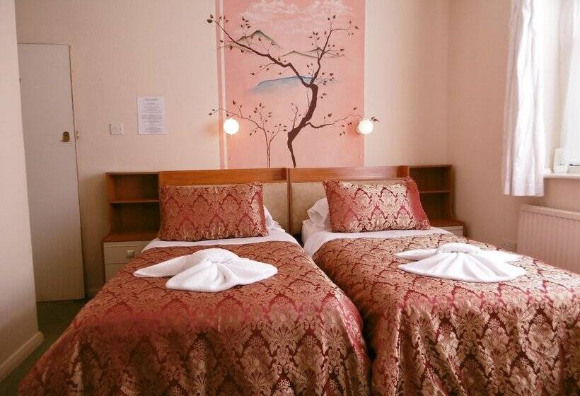 Номер Стандарт, The Ellesmere