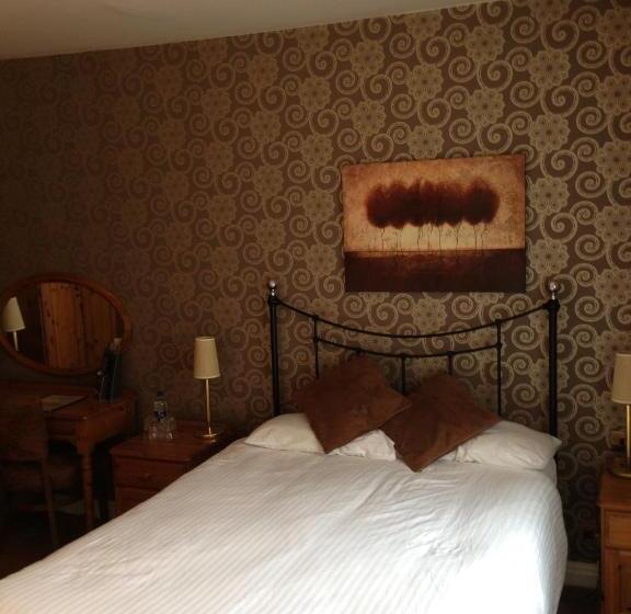 스탠다드 룸, The Junction