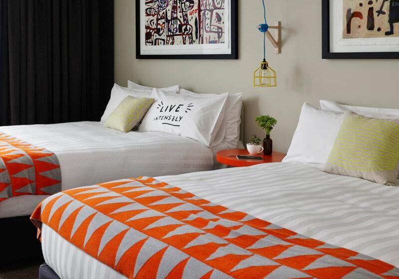 חדר סטנדרט, Art Series   The Larwill Studio