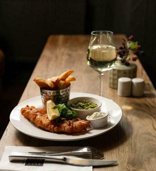 スタンダードルーム, The World S End Northampton