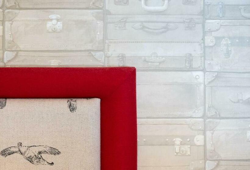 スタンダードルーム, The World S End Northampton