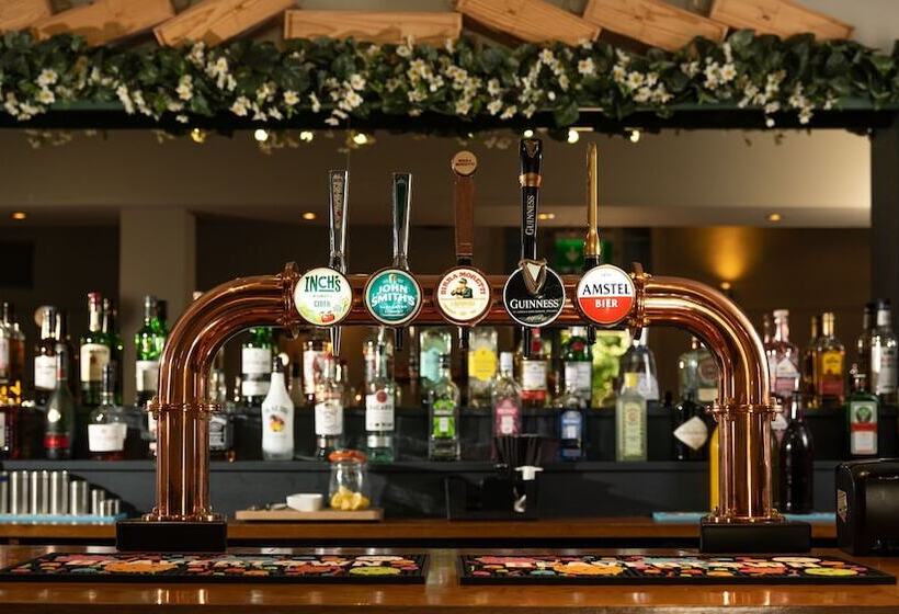 Номер Стандарт, The World S End  Northampton