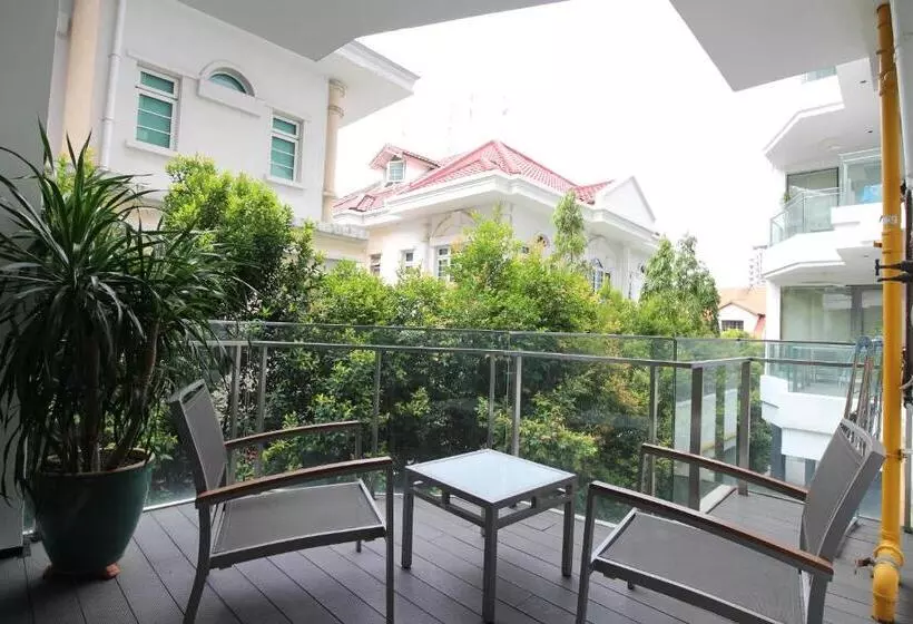 1 Bedroom Executive Apartment, St Residences Novena