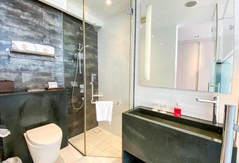 Standard Studio, St Residences Novena