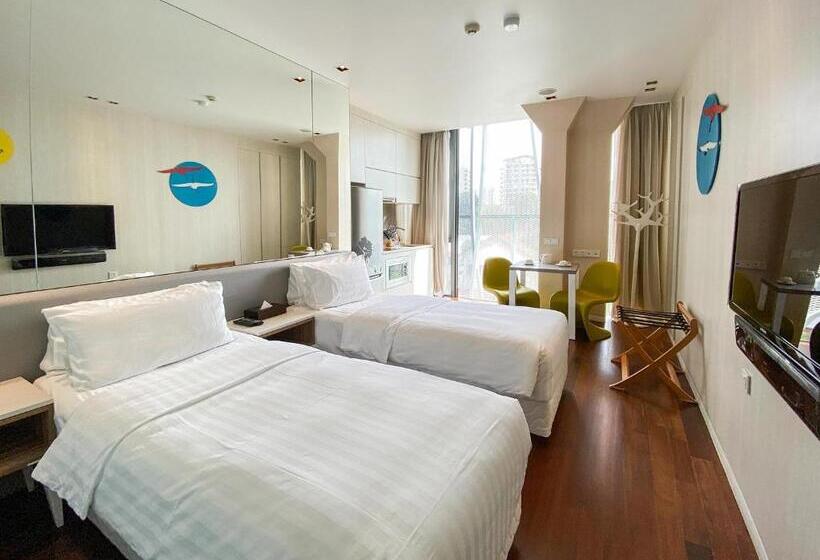 Standard Studio, St Residences Novena