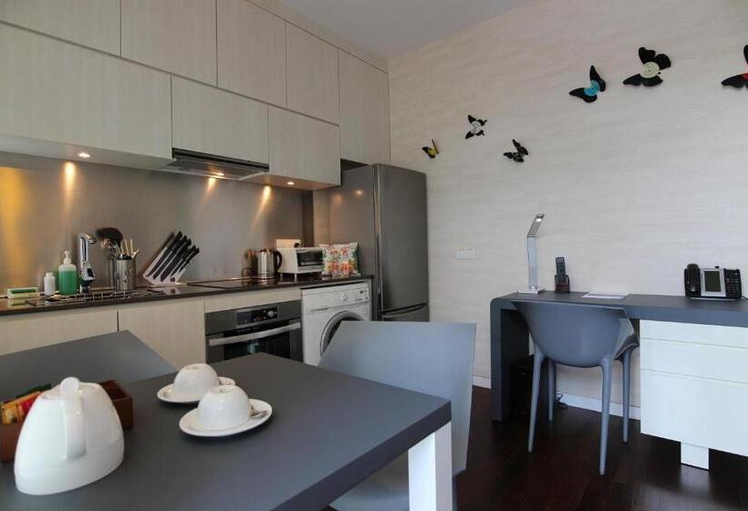 1 Bedroom Premium Apartment, St Residences Novena