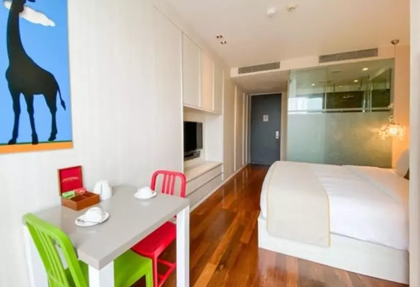 Standard Studio, St Residences Novena
