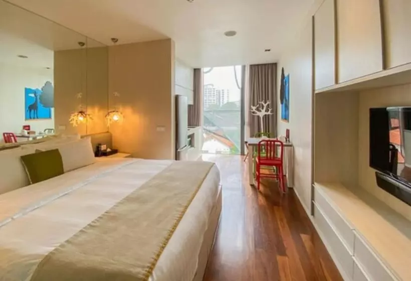 Standard Studio, St Residences Novena