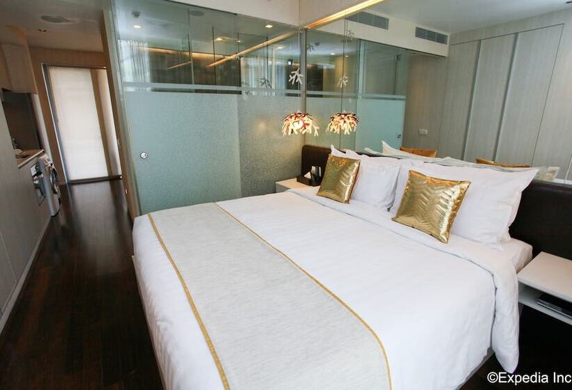 1 Bedroom Executive Apartment, St Residences Novena