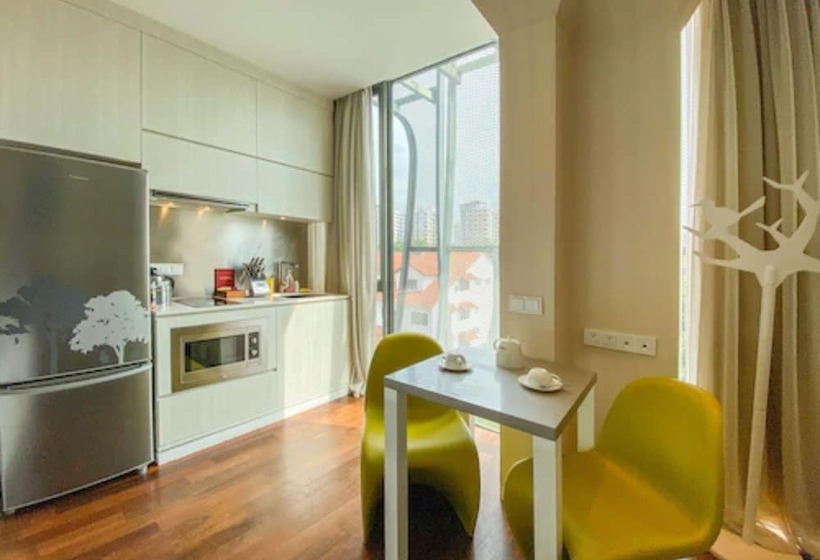 Standard Studio, St Residences Novena