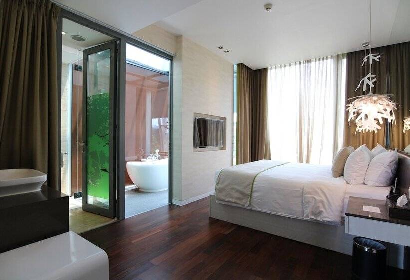 1 Bedroom Premium Apartment, St Residences Novena