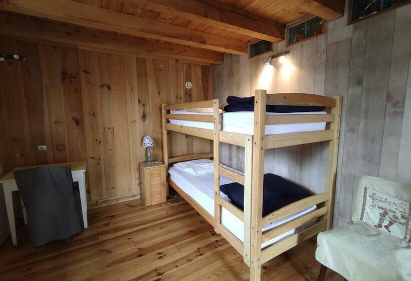 Четырехместный Номер Стандарт, Le Pré De La Fontaine