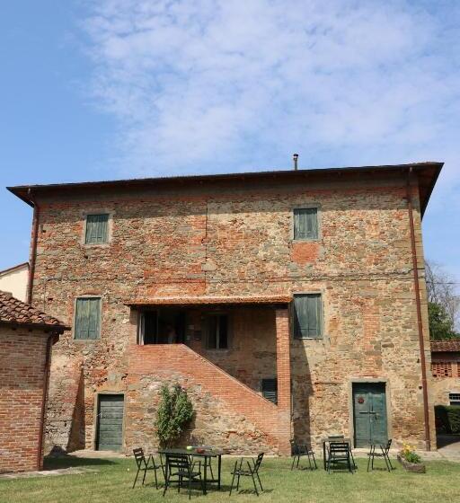 شقة غرفتين نوم مطلة على حمام السباحة, Antico Borgo La Torre Agriturismo