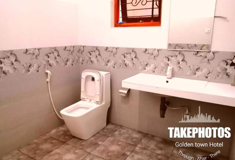 Номер Стандарт, Golden Town