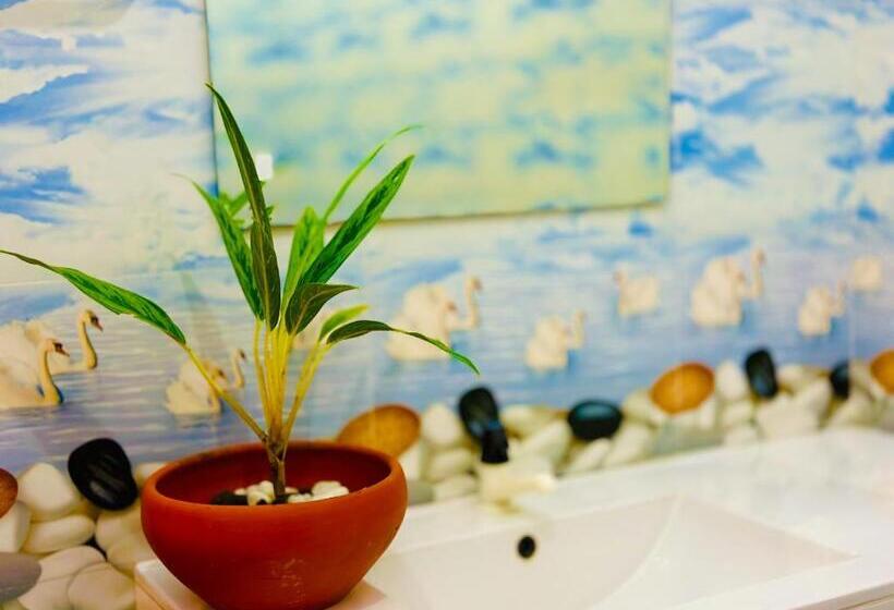 Номер Стандарт Совместная Ванная, Golden Town