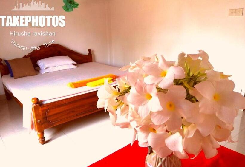 Номер Стандарт Совместная Ванная, Golden Town