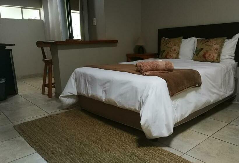 חדר סטנדרט לשלושה, Bergbau Haus Guest House