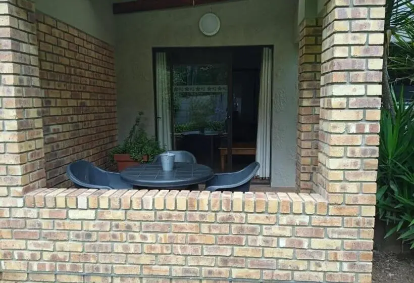 ガーデンビューファミリールーム, Bergbau Haus Guest House