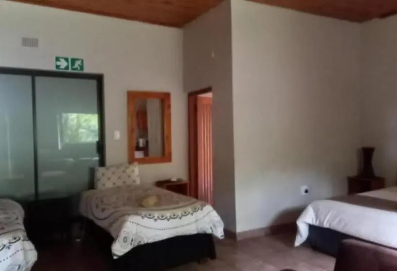 ガーデンビューファミリールーム, Bergbau Haus Guest House