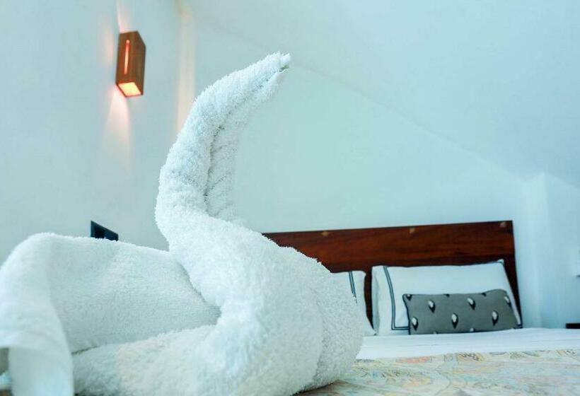 Номер Deluxe, Beta S Place