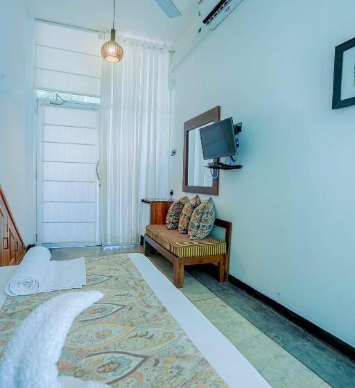 اتاق اکونومی, Beta S Place