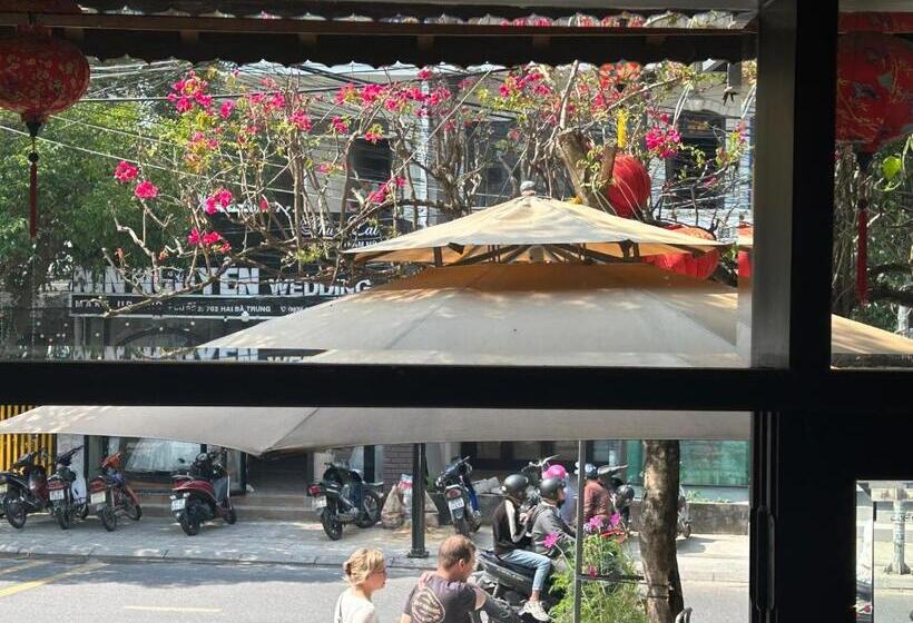 اتاق خانوادگی با چشمانداز باغ, Vang Anh Homestay Hoi An