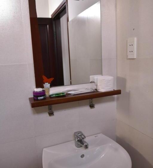 اتاق استاندارد, Vang Anh Homestay Hoi An