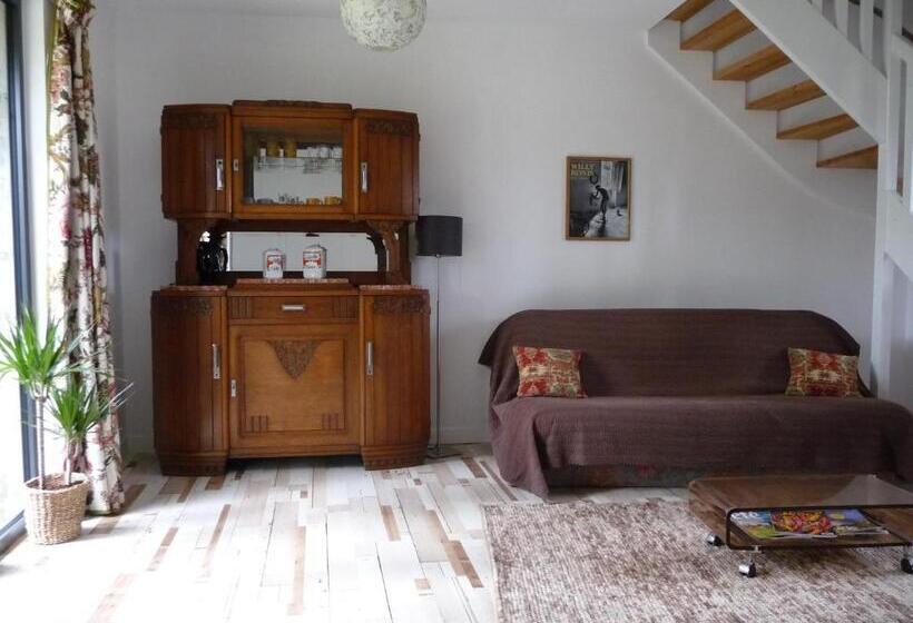 ガーデンビュースイート, Bretagne Chambre D Hôtes Suite 53m2 Et Caravane Vintage Avec Cuisine Et Salle De Bains Privées Britt