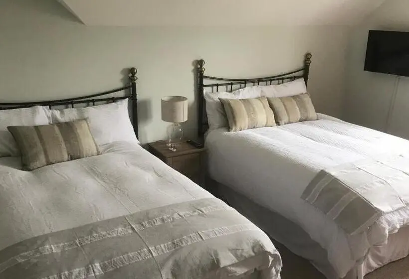 Standard room with outdoor bath, Muff Village Bed & Breakfast