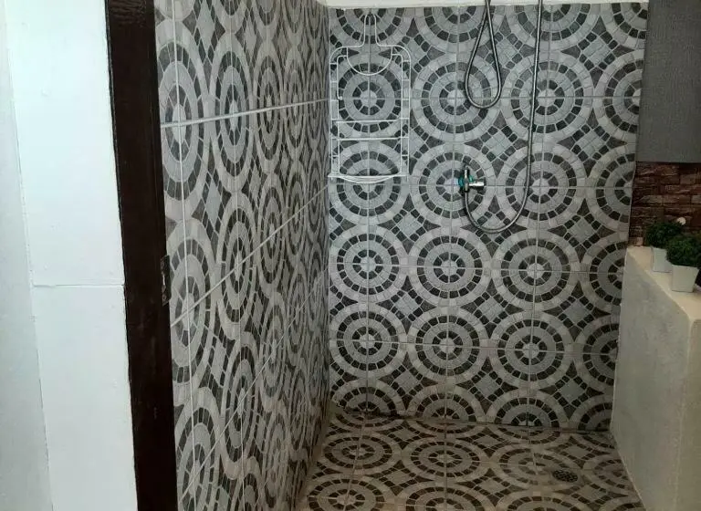3 Schlafzimmer Apartment, Ella S Beach House